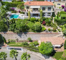 Особняк с видом на Cap Ferrat в Вильфранше , продажа. №48662. ЭстейтСервис.