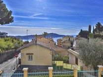 Небольшой дом с видом на море в Villefranche-sur-Mer